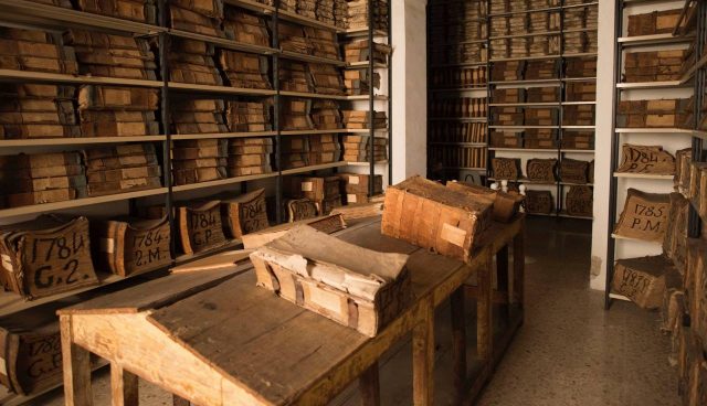 Una sezione interna dell'Archivio Storico di Napoli