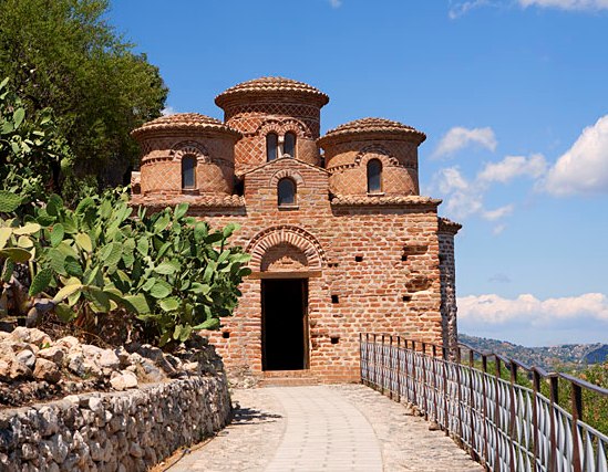 Esterno della Cattolica di Stilo